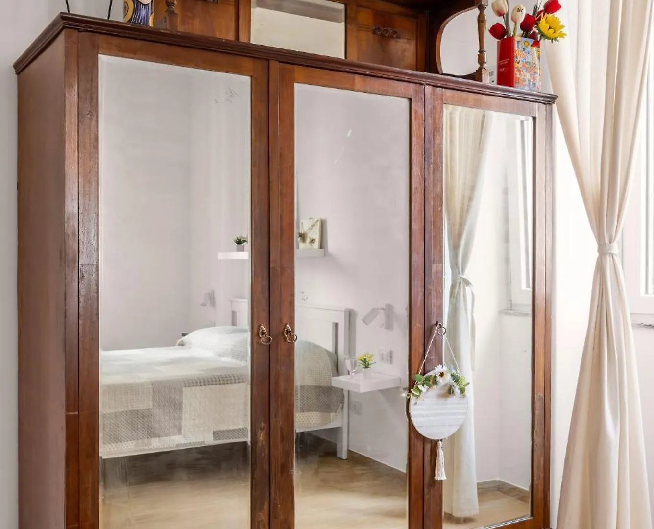 Apartment Giachery House Palermo, Vicino La Metro A Due Passi Dal Centro Italy