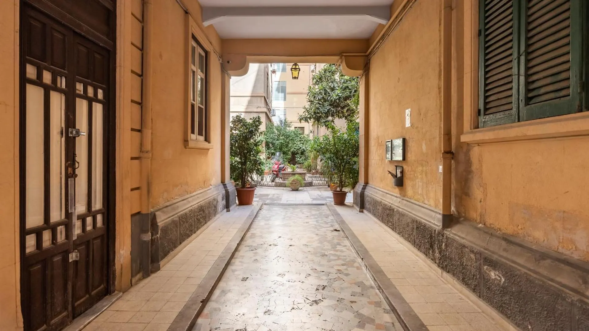 Apartment Giachery House Palermo, Vicino La Metro A Due Passi Dal Centro